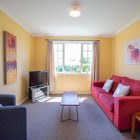 Blue Thistle Cottages Te Anau Phòng bức ảnh
