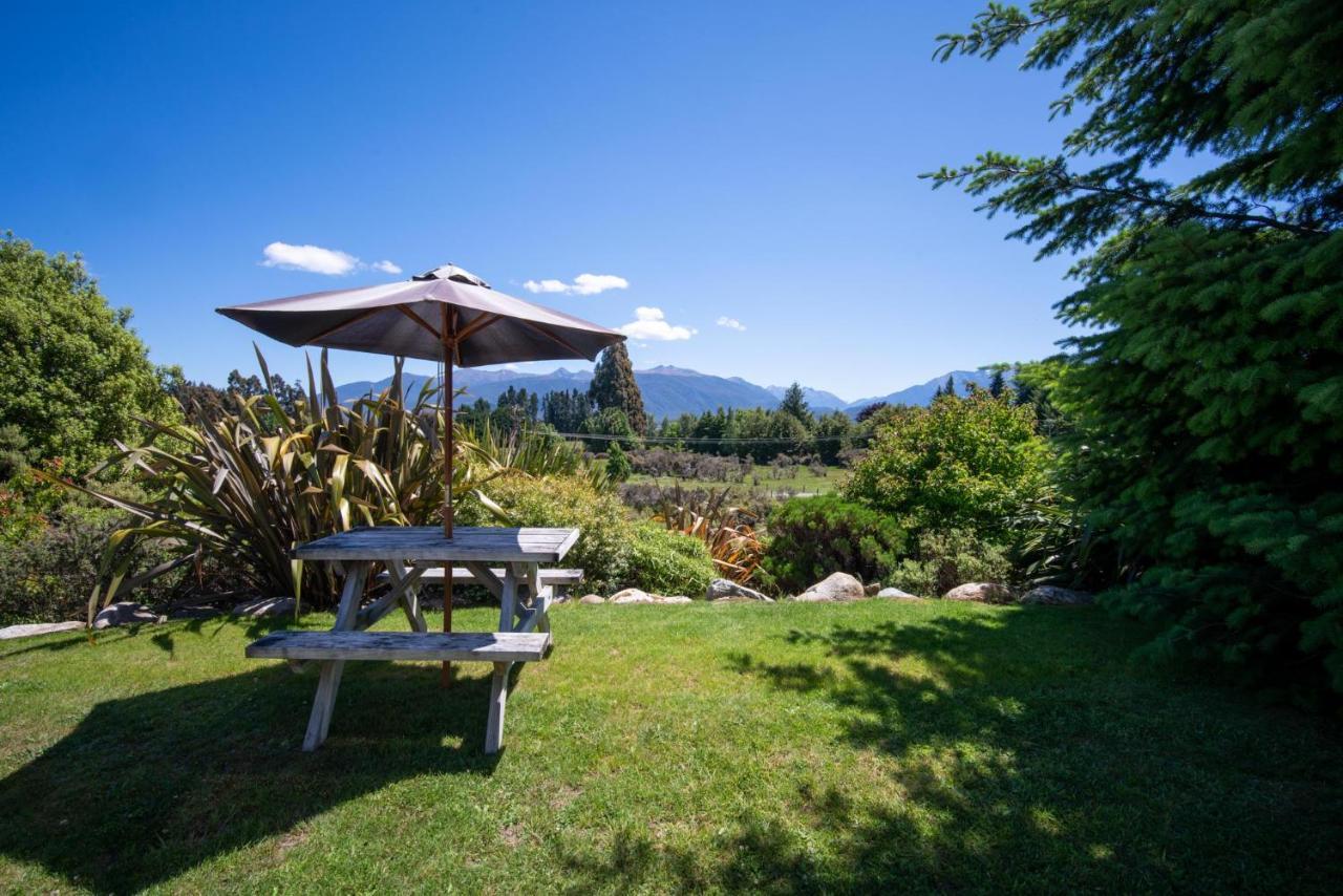 Blue Thistle Cottages Te Anau Ngoại thất bức ảnh