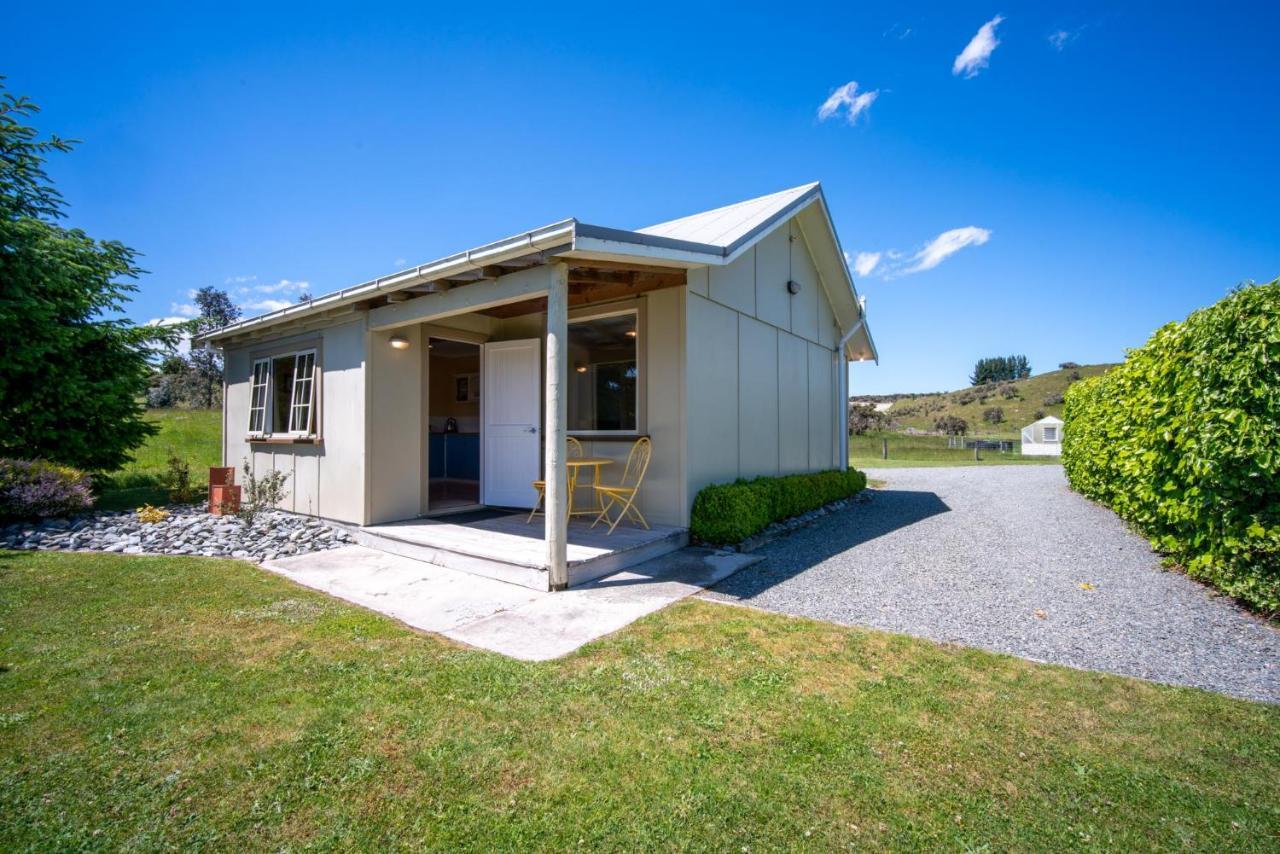 Blue Thistle Cottages Te Anau Ngoại thất bức ảnh